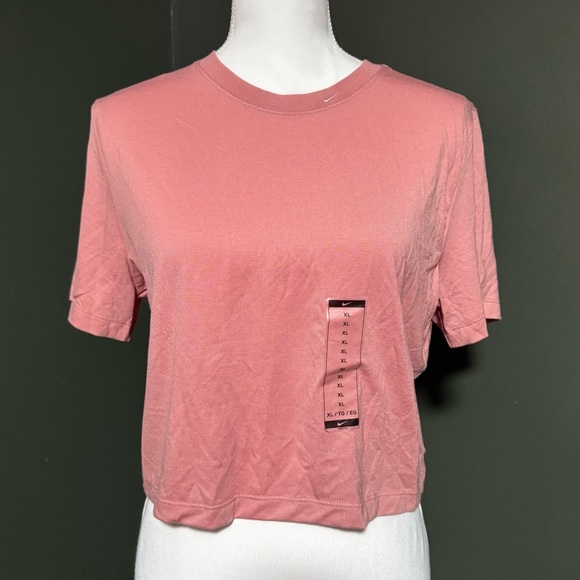 Nike Pink Slim Fit Tee XL Women’s Casual Short Sleeve Shirt NWT - Picture 1 of 7